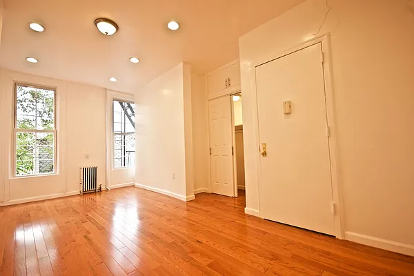 Rented by Nest Seekers International | media 21