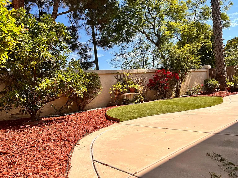 2339 Poppy Hills Dr — Photo 25