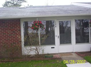 135 Eastbourne Ct UNIT B, Ridge, NY 11961