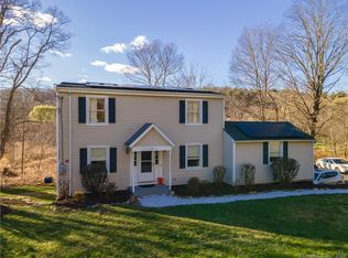 32 Bridgewater Rd, New Milford, CT 06776