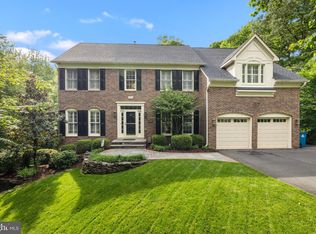 9526 Claychin Ct, Burke, VA 22015