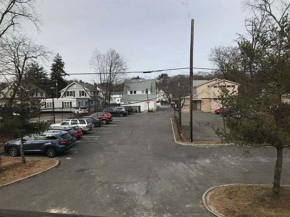 2nd image of 43 E Main St