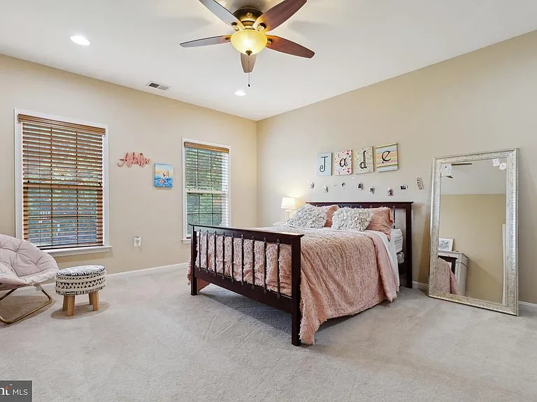 17205 Dewpoint Pl — Photo 29