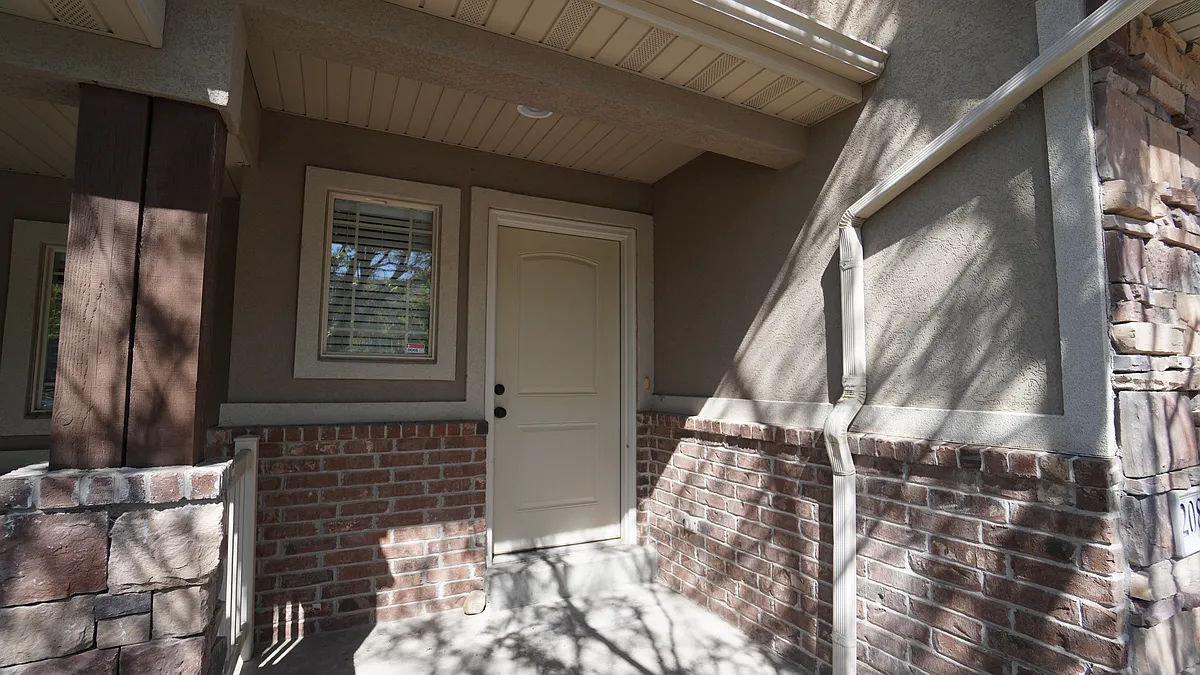 Building Photo - 2083 Evans Cove Loop