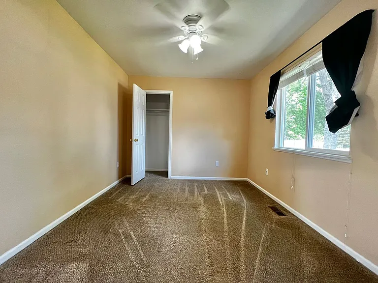 1065 S Edinburgh Dr — Photo 10