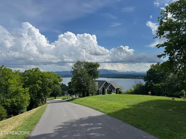 Ivy Way, Newport, TN 37821