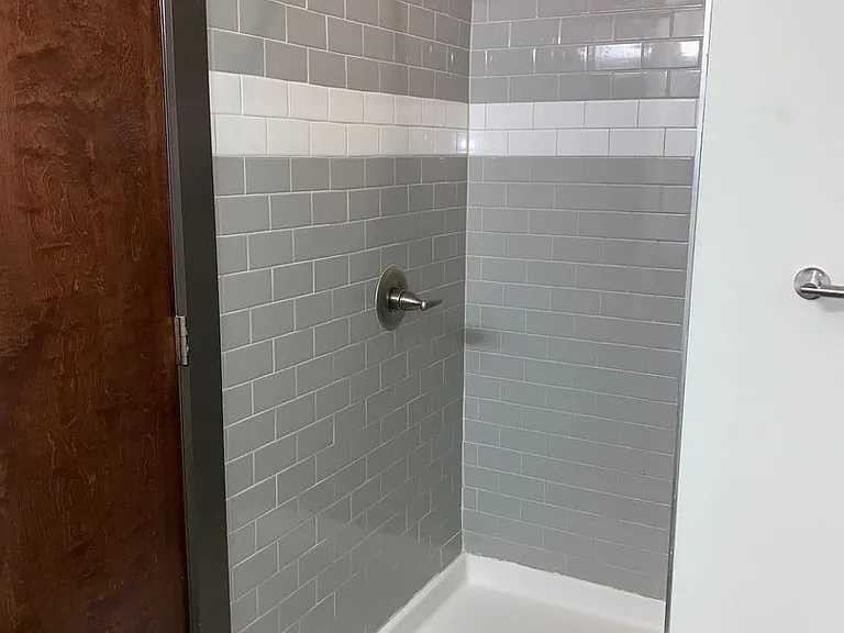 703 N Harrison Street 410 Hancock St — Photo 21