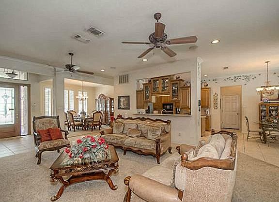 2nd image of 807 Mallard Pointe Dr