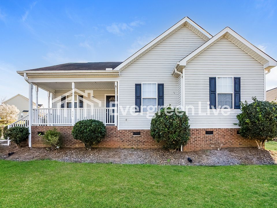1st image of 734 Loch Lomond Cir
