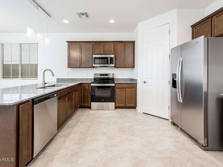 12251 W Caraveo Pl — Photo 10