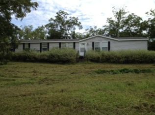 132 Bowles St, Baconton, GA 31716