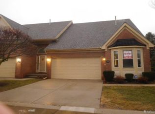 4116 April Ln #24, Sterling Heights, MI 48310