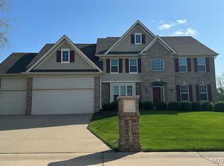 5676 Wrenwyck Pl, Weldon Spring, MO 63304