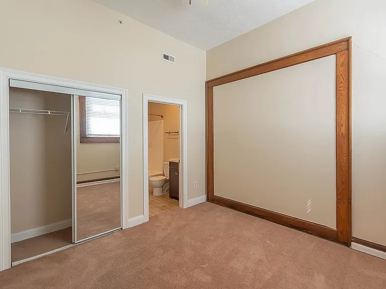 Oddfellows Apartments — Photo 37
