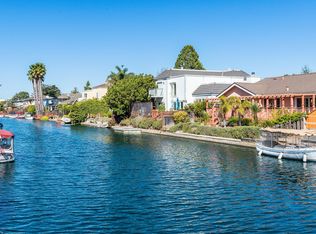 944 Flying Fish St, Foster City, CA 94404