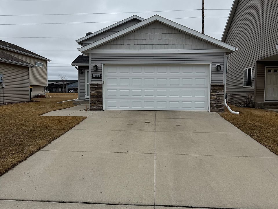 1st image of 413 Foxtail Dr E
