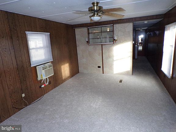 3rd image of 258 S View Rd