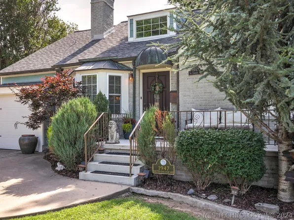 1947 S College Ave, Tulsa, OK 74104