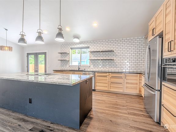 5th image of 31420 62nd Avenue Ct S