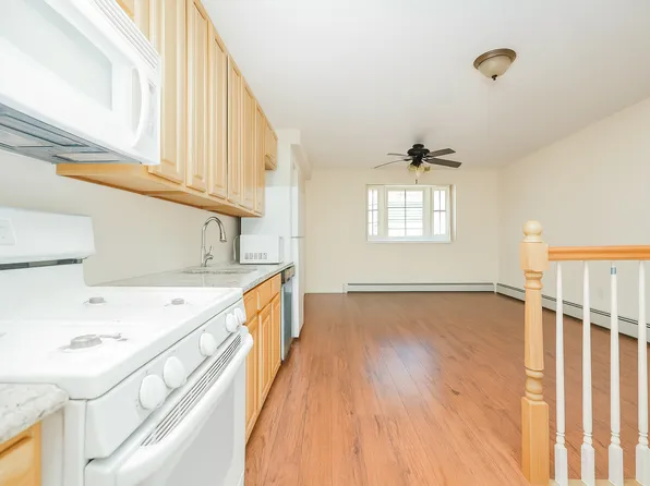 337 48th Street image 3 of 32