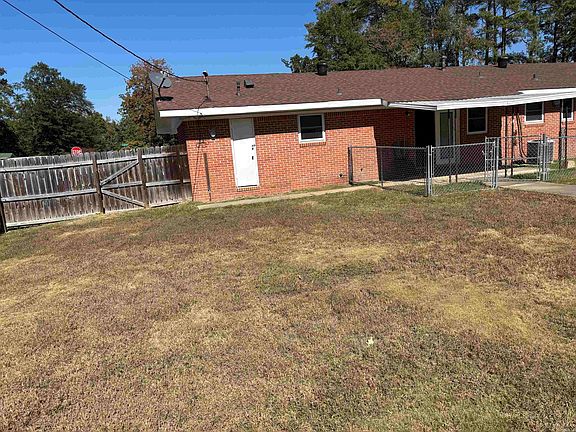 3rd image of 1620 W 32nd Ave