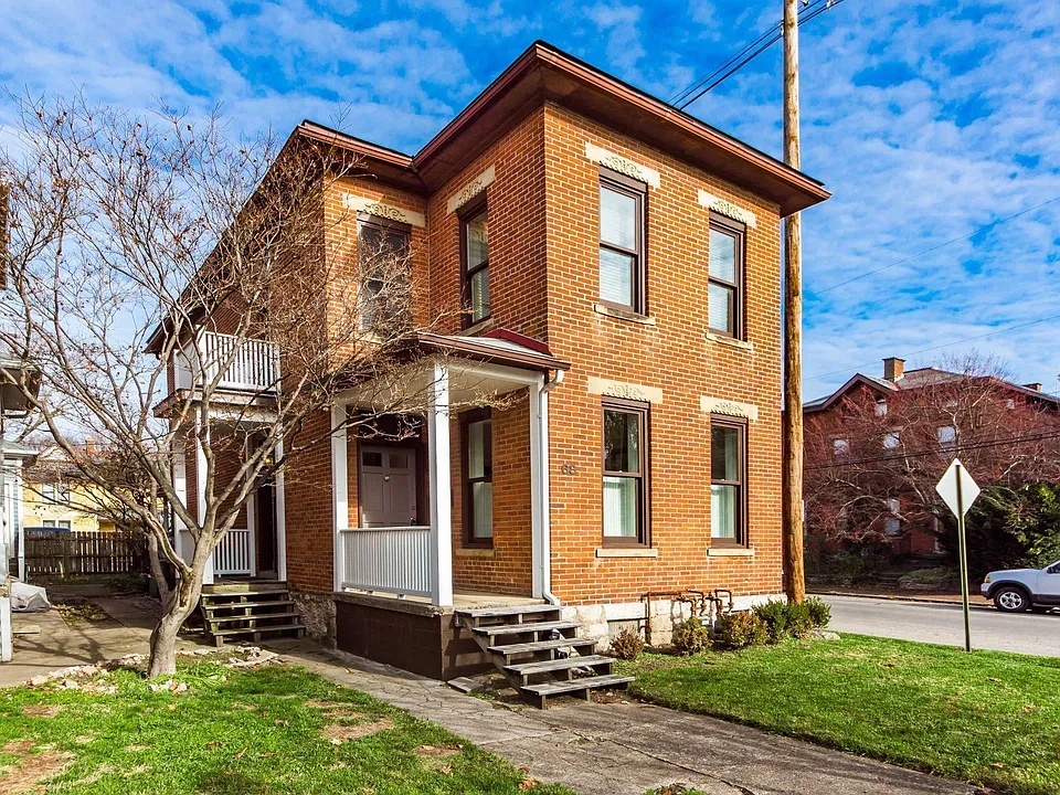 68 E Hubbard Ave #68