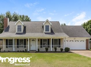 10129 Fox Chase Dr, Olive Branch, MS 38654