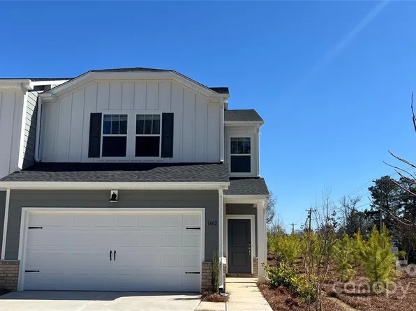 1602 Village Grove Ln, Monroe, NC 28110