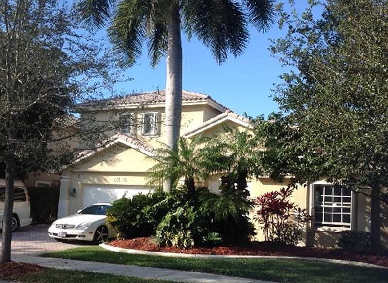 1st image of 6218 NW 113th Pl