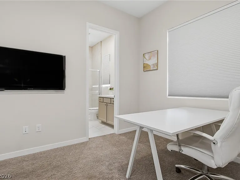 8 Vista Outlook St — Photo 26
