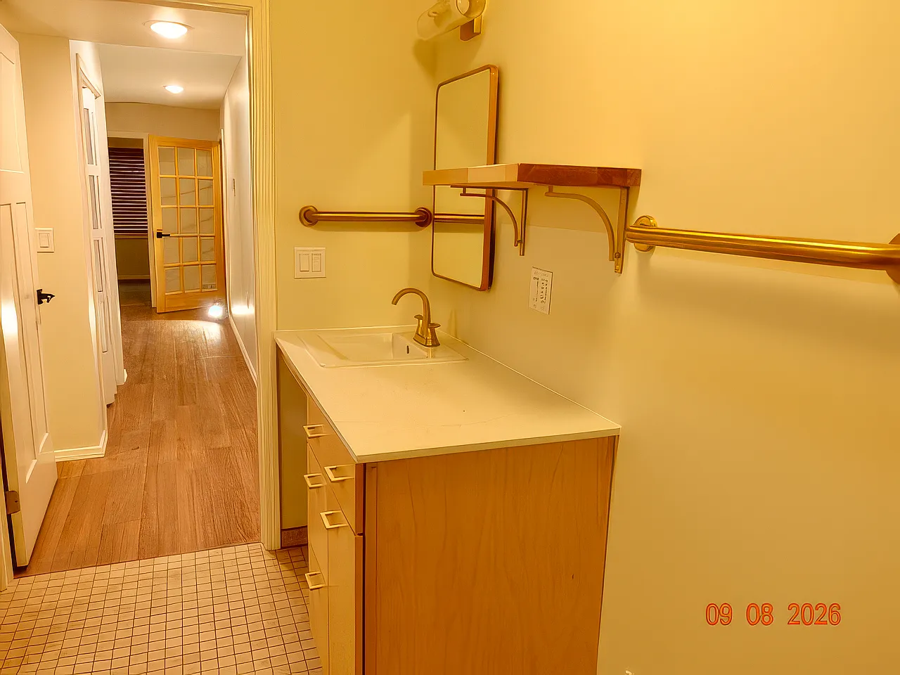 2 bed, 900 sqft, $1,095 — Photo 2