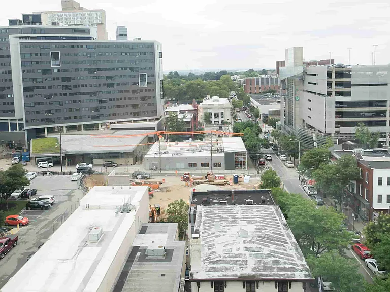 The Hub on Chestnut Street — Photo 22