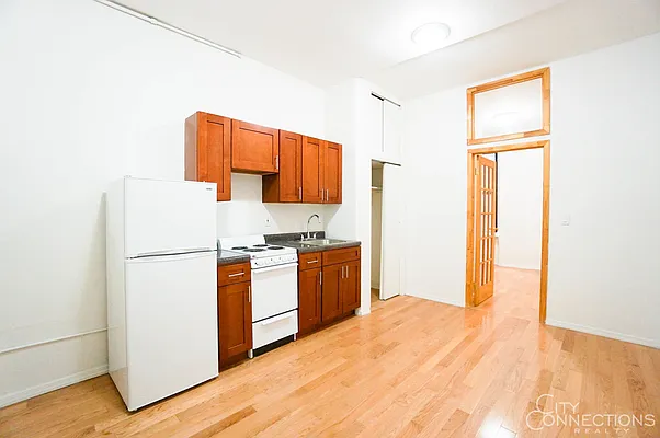 Rented by City Connections Realty | media 21