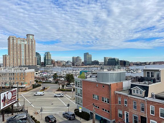 * Boat Slips Available Beautiful Views of Baltimore's Harbor, Harbor East and much! * Steps away from Little Havana, Order & Chaos Coffee, American Visionary Art Museum, Baltimore Museum of Industry and Di Pasquale's.