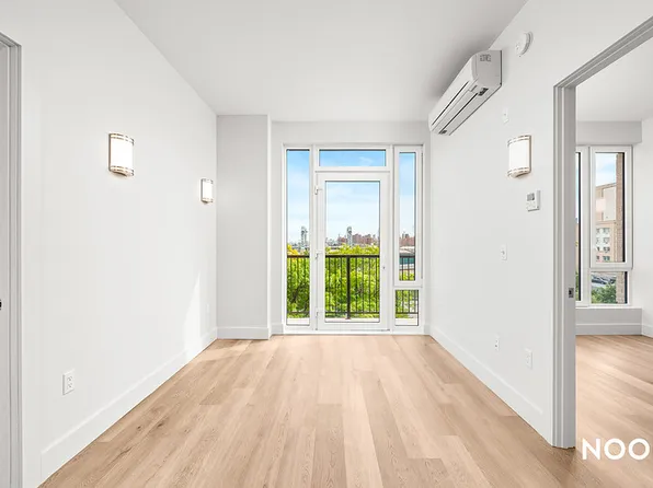 91 Bruckner Boulevard image 2 of 14
