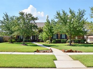 2002 Lake Fountain Dr, Katy, TX 77494