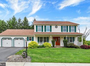 6092 Mayfair Dr, Harrisburg, PA 17112
