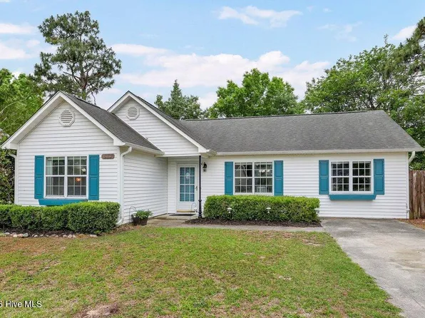 813 Autumn Leaves Court, Wilmington, NC 28411