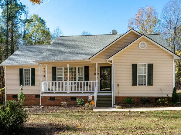 104 Loblolly Ct, Clayton, NC 27527