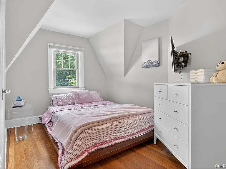 33 Lynwood Rd — Photo 24