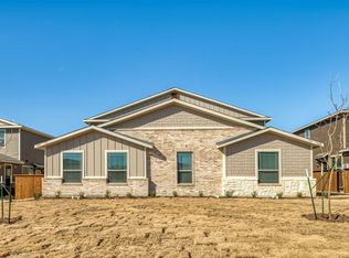 711 Harvest Moon Dr, Venus, TX 76084