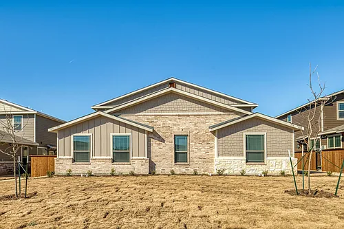 711 Harvest Moon Dr Photo 1
