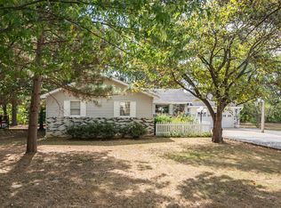 100 Pearson Rd, Harrisburg, IL 62946