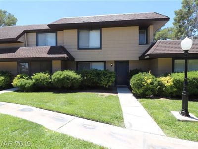 6138 Meadowgrass Ln, Las Vegas, NV, 89103