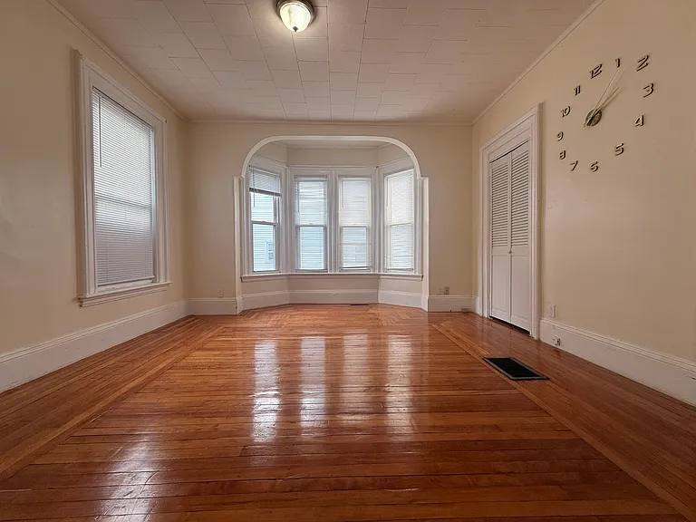 28 Bryant St #1 — Photo 4
