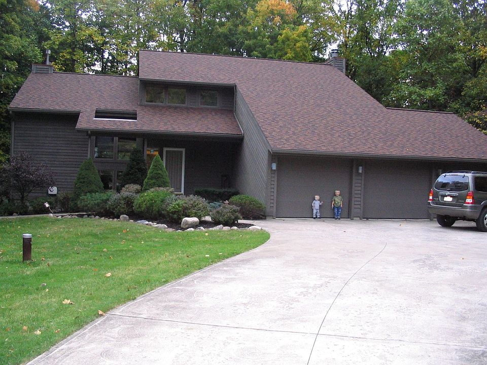 Newer roof-2006