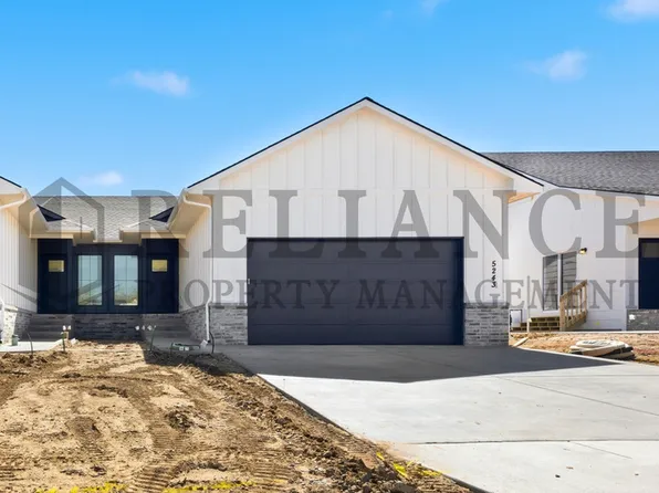 5243 N Pinecrest St, Wichita, KS 67220