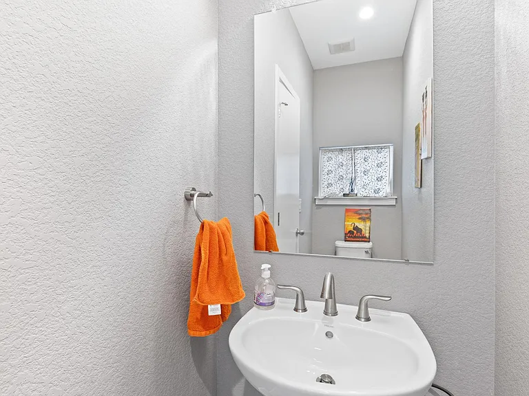 2815 W 52nd Ave — Photo 18