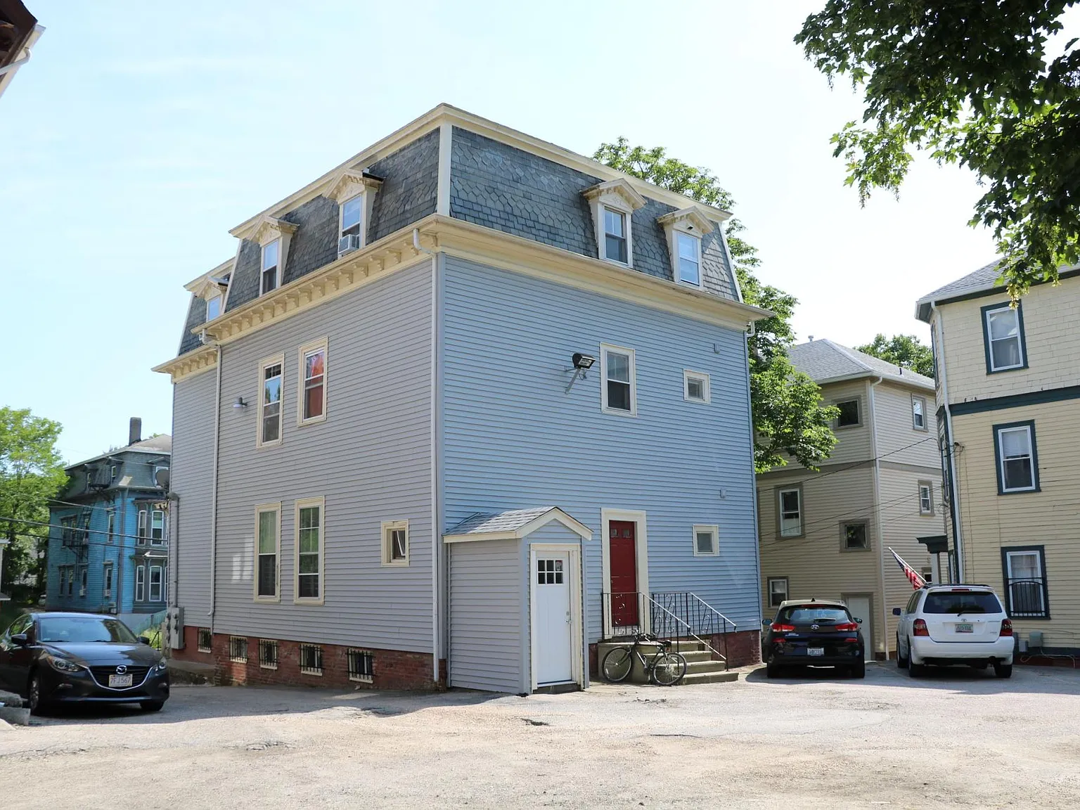 3 bed, 1200 sqft, $2,550 — Photo 4