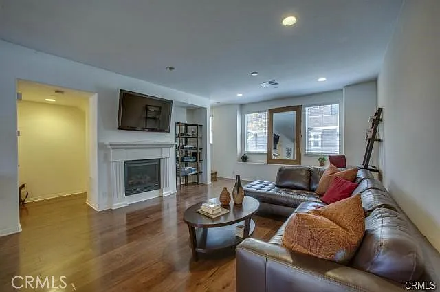 1422 Mayfield Way — Photo 6